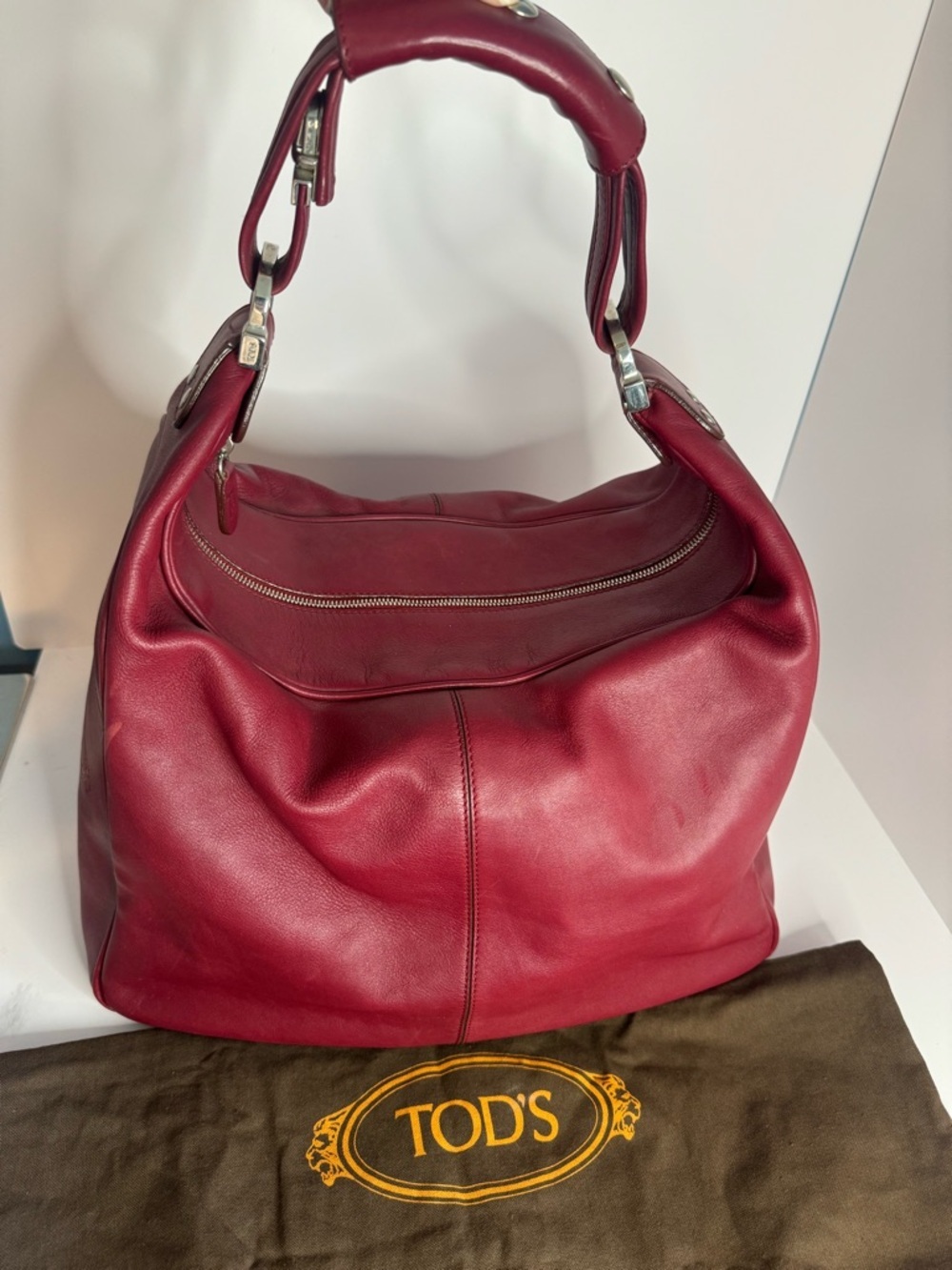#282 Tod's Burgandy Large Leather Hobo Shoulder Bag w/ Dust Bag - Picture 14 of 17